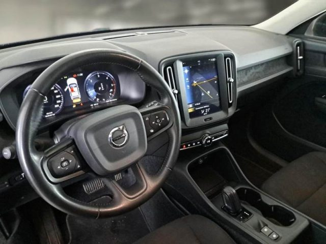 VOLVO XC40 usata, con Airbag laterali