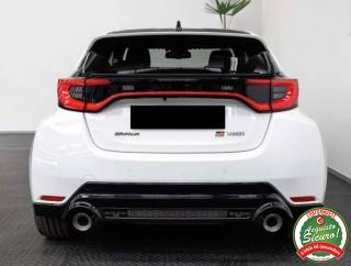 TOYOTA Yaris usata, con Airbag laterali