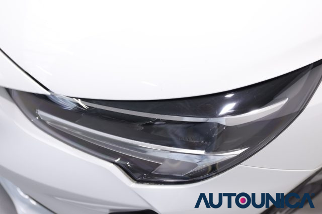 OPEL Corsa usata, con Sistema di avviso di distanza