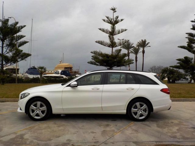MERCEDES-BENZ C 180 usata, con Boardcomputer