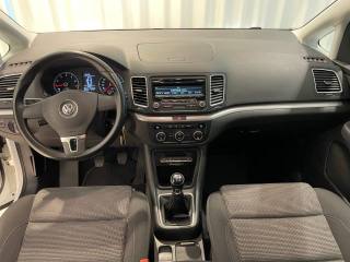VOLKSWAGEN Sharan usata, con Autoradio