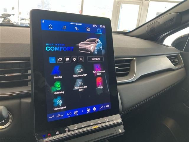 RENAULT Symbioz usata, con Touch screen