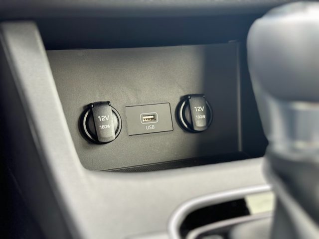 HYUNDAI i30 usata, con Autoradio digitale
