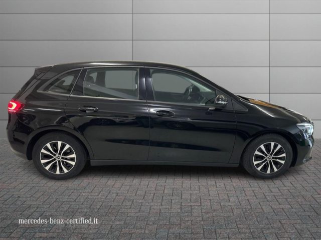 MERCEDES-BENZ B 180 usata, con Alzacristalli elettrici