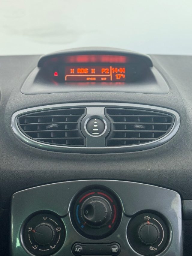 RENAULT Clio usata 13