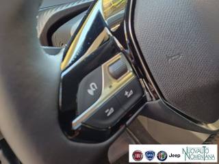 PEUGEOT 208 usata, con Sedile posteriore sdoppiato