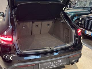 PORSCHE Macan usata, con Luci diurne LED