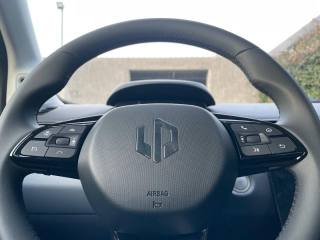 LEAPMOTOR T03 usata, con Controllo elettronico della corsia