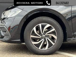 VOLKSWAGEN Polo usata, con USB