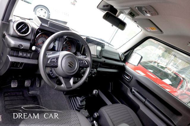 SUZUKI Jimny usata, con Cerchi in lega