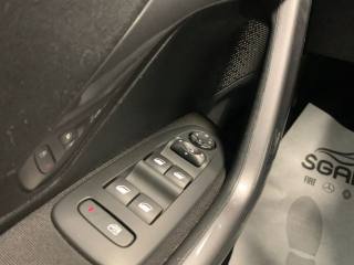 PEUGEOT 2008 usata, con Vetri oscurati