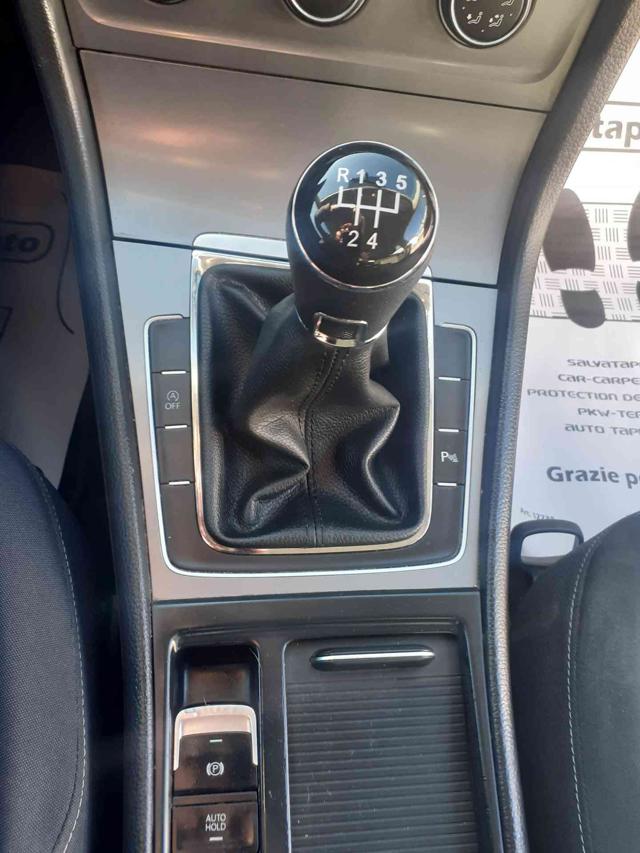 VOLKSWAGEN Golf usata, con Sensori di parcheggio posteriori