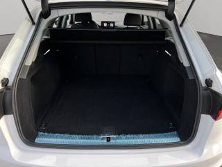 AUDI A4 usata, con Autoradio digitale