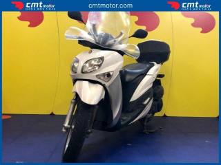YAMAHA Xenter 150 usata 1
