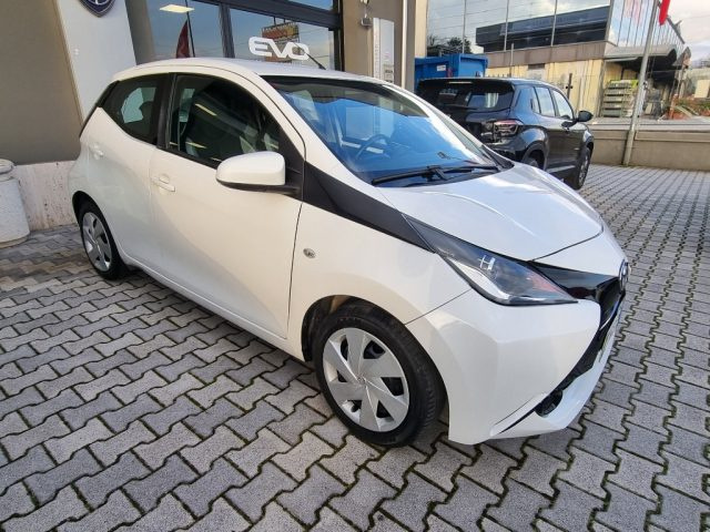 TOYOTA Aygo usata, con Controllo trazione