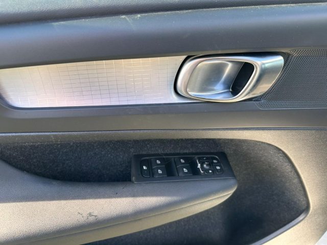 VOLVO XC40 usata, con Chiusura centralizzata