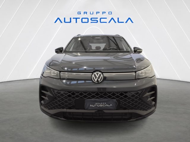 VOLKSWAGEN Tiguan usata, con Airbag