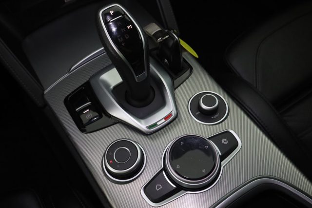 ALFA ROMEO Stelvio usata 13