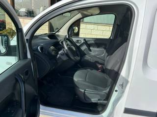 RENAULT Kangoo usata, con Cruise Control