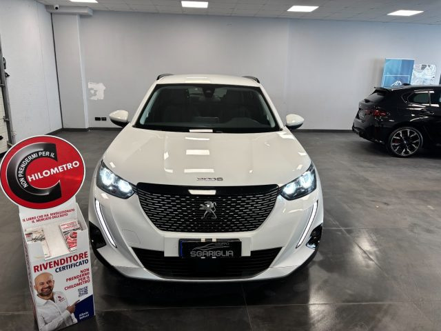 PEUGEOT 2008 usata, con Airbag