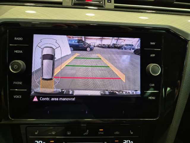 VOLKSWAGEN Passat Variant usata, con Cruise Control