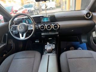 MERCEDES-BENZ CLA 200 usata, con Cerchi in lega