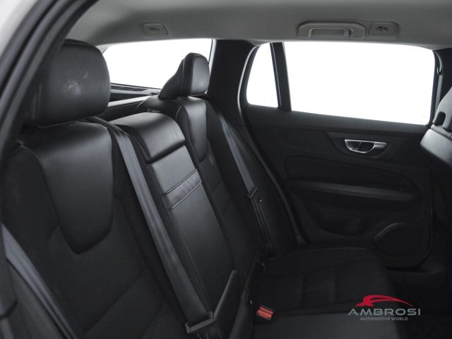 VOLVO V60 usata 10