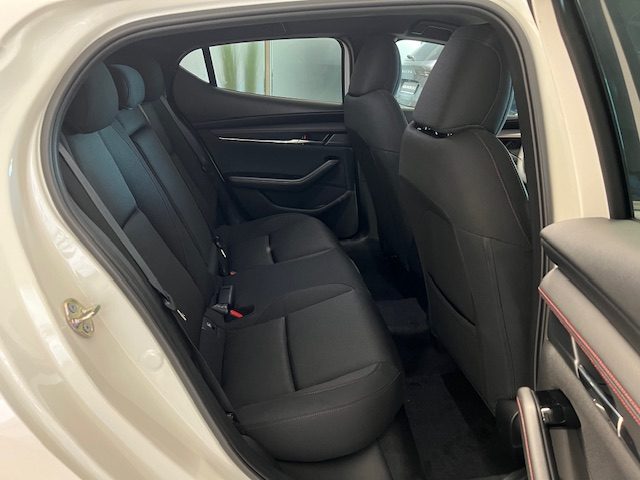 MAZDA 3 usata, con Cruise Control