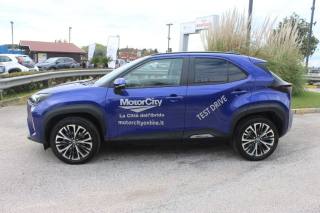 TOYOTA Yaris Cross usata, con Autoradio
