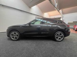 MASERATI Levante usata, con Autoradio