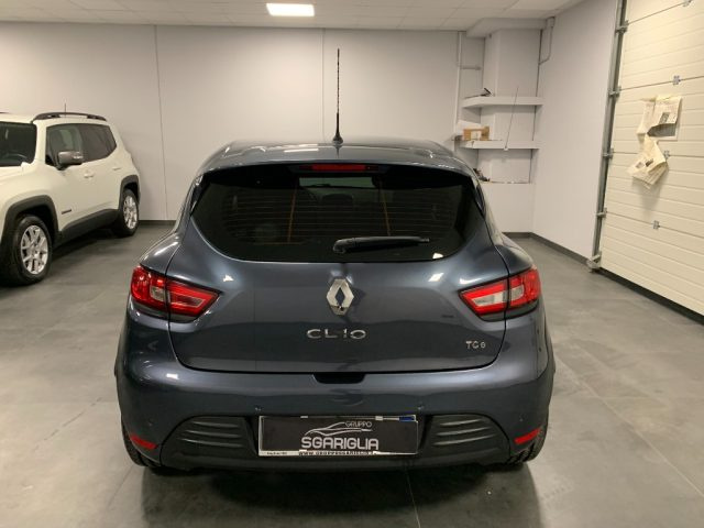 RENAULT Clio usata, con Touch screen