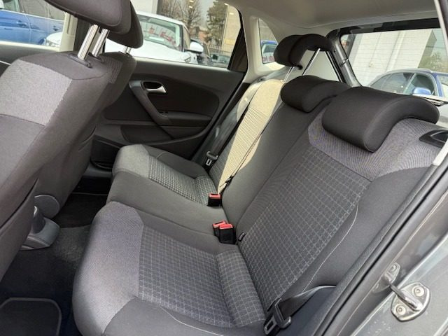 VOLKSWAGEN Polo usata, con Autoradio