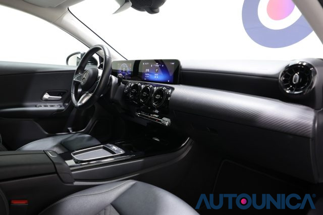 MERCEDES-BENZ A 180 usata, con Controllo automatico clima