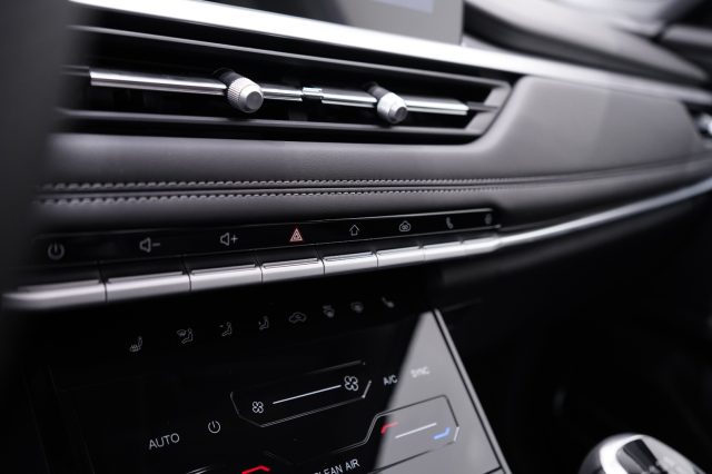 DR MOTOR DR 6.0 usata, con Volante in pelle