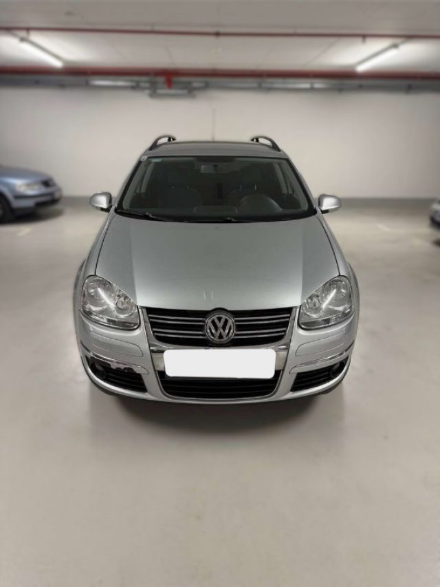 VOLKSWAGEN Golf usata, con Airbag