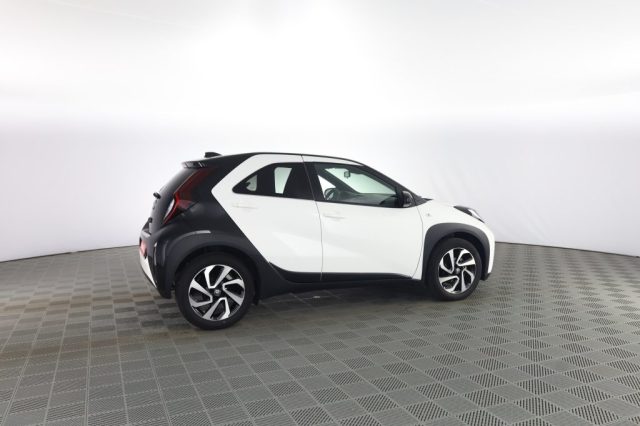 TOYOTA Aygo X usata 2
