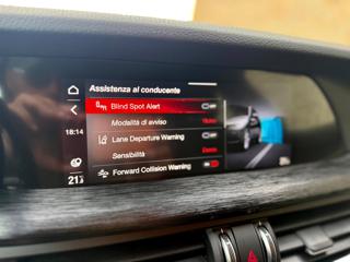ALFA ROMEO Stelvio usata, con Sensore di luce