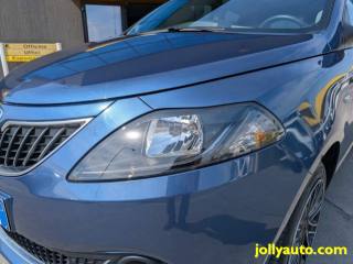 LANCIA Ypsilon usata, con Fendinebbia