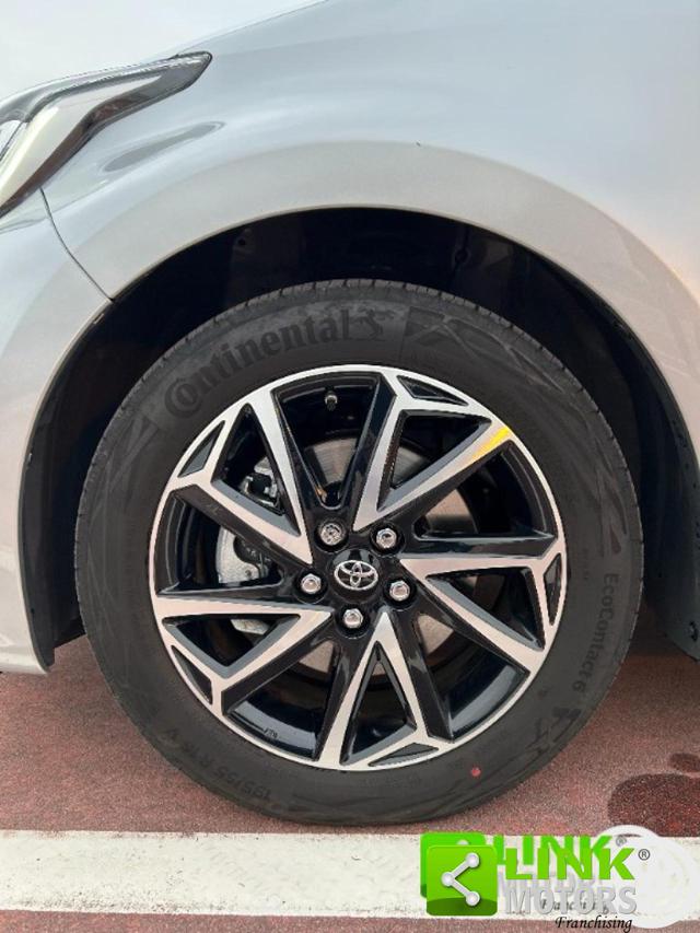 TOYOTA Yaris usata, con Airbag laterali