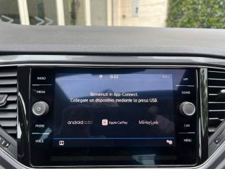 VOLKSWAGEN T-Roc usata 25