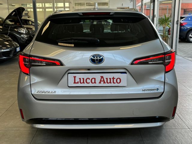 TOYOTA Corolla usata, con Autoradio