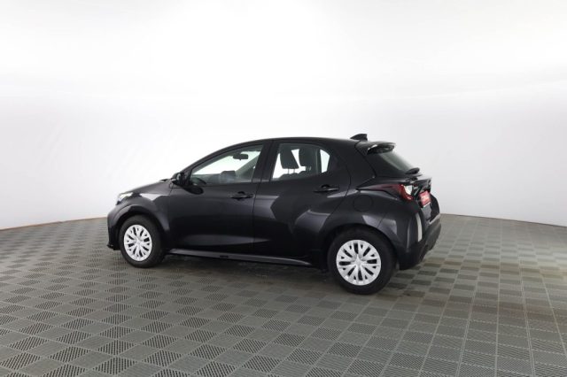 TOYOTA Yaris usata 5