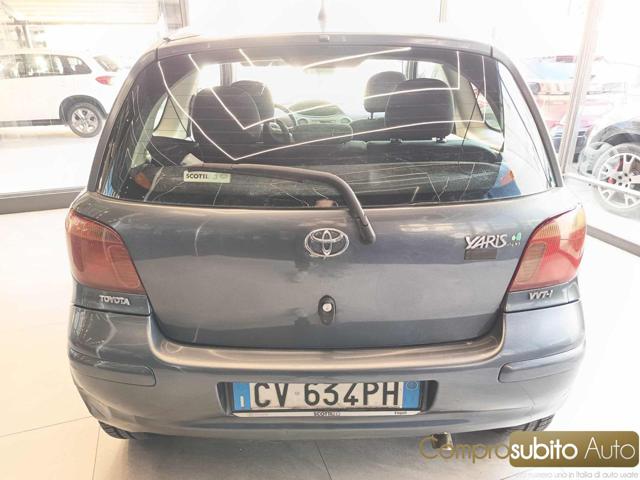 TOYOTA Yaris usata, con Airbag Passeggero