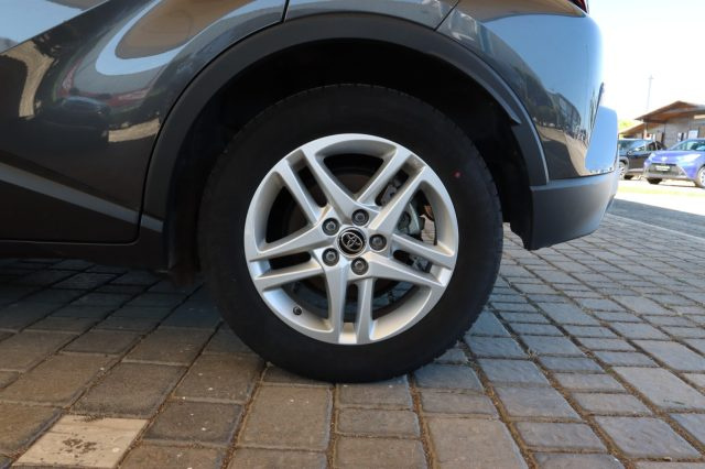 TOYOTA C-HR usata, con Bluetooth