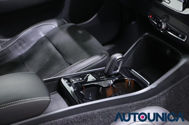 VOLVO XC40 usata, con Airbag testa