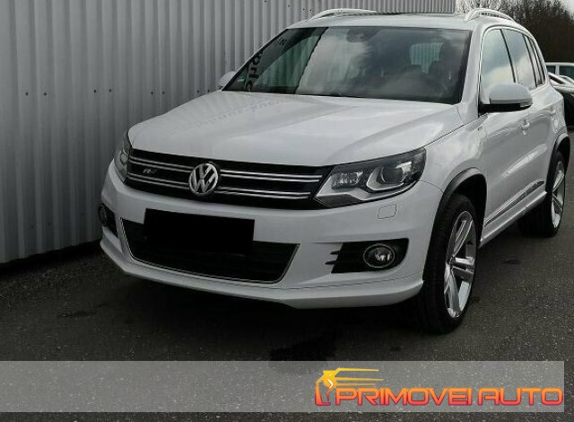 VOLKSWAGEN Tiguan usata, con Autoradio