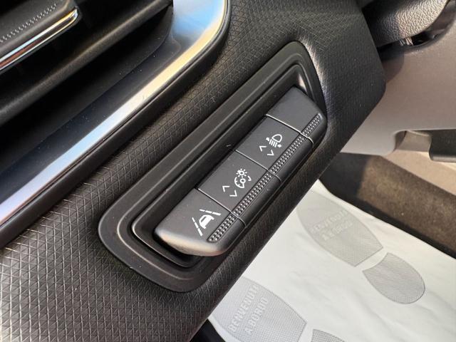 RENAULT Clio usata, con Bluetooth