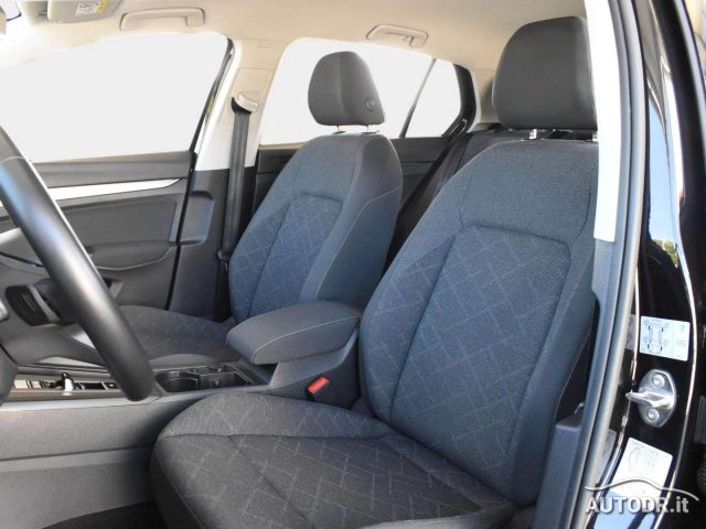 VOLKSWAGEN Golf usata, con Autoradio