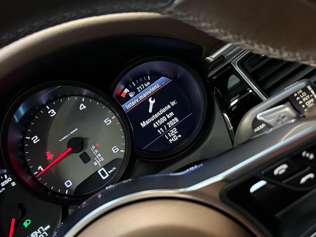 PORSCHE Macan usata, con Touch screen
