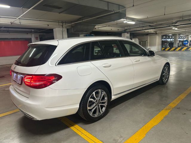 MERCEDES-BENZ C 180 usata, con Autoradio